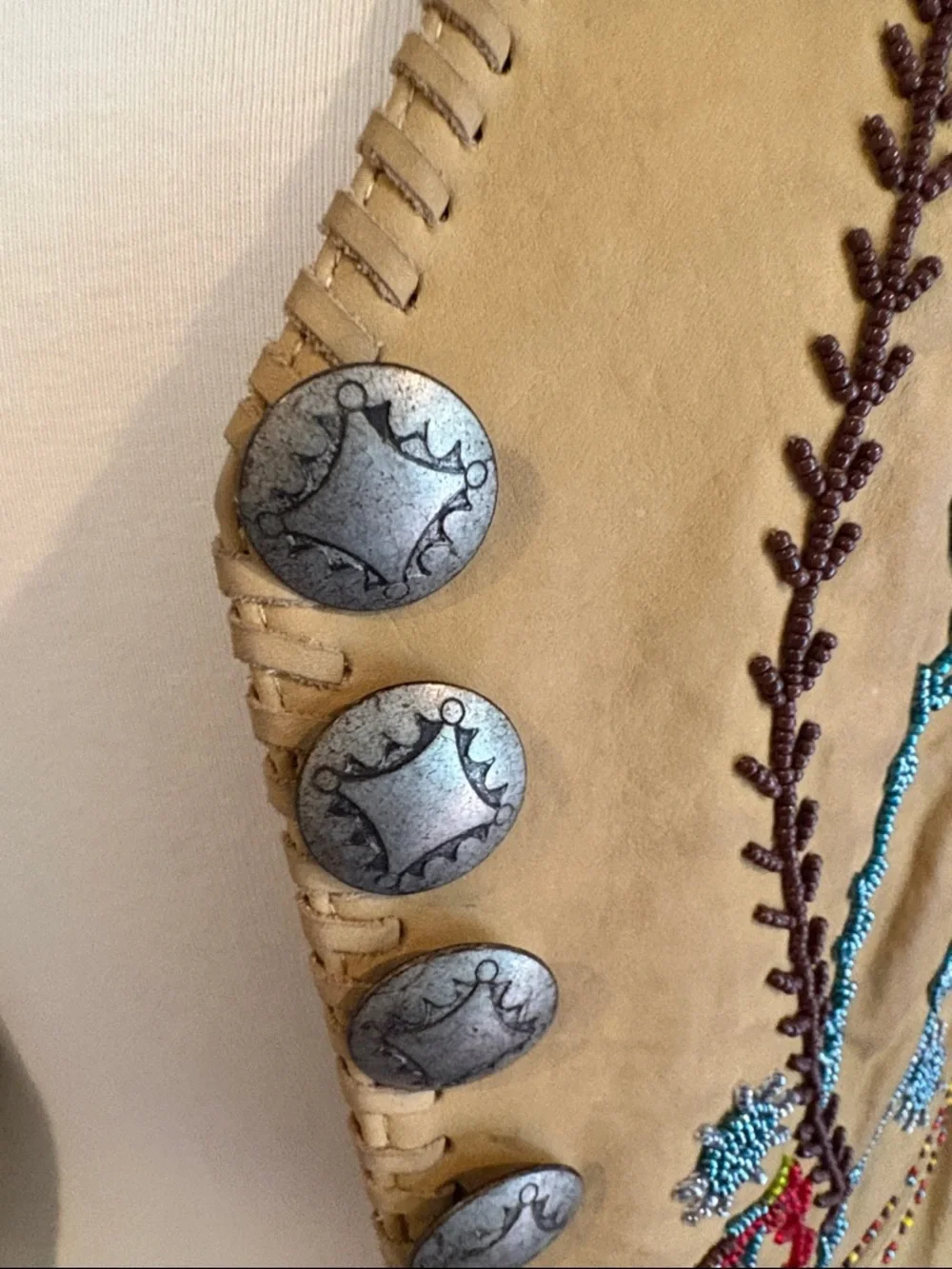 Double D Ranch Tan Suede Beaded Western Vest - Picture 8 of 13